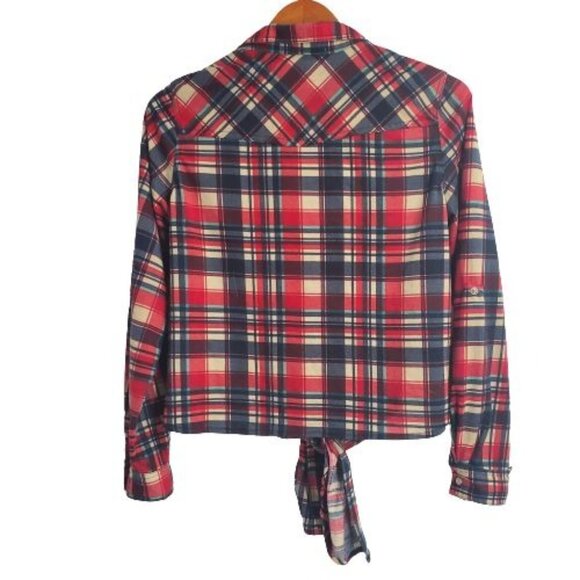 Passport Women's Red Plaid Tie-Front Long Sleeve Collared Crop Shirt Size Large - Picture 2 of 9